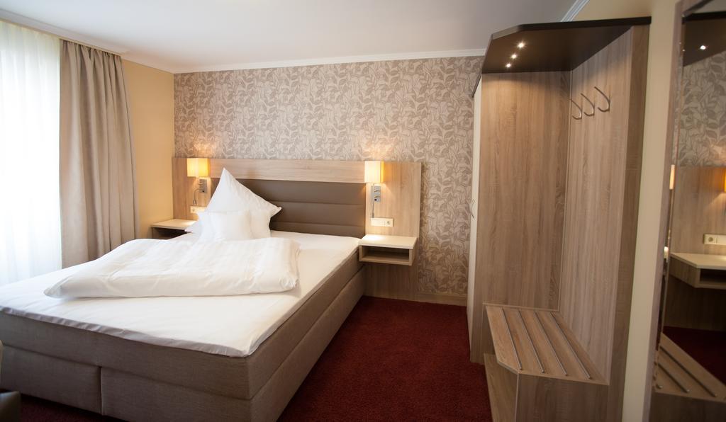 Hotel Restaurant Zur Post Lohfelden Pokój zdjęcie